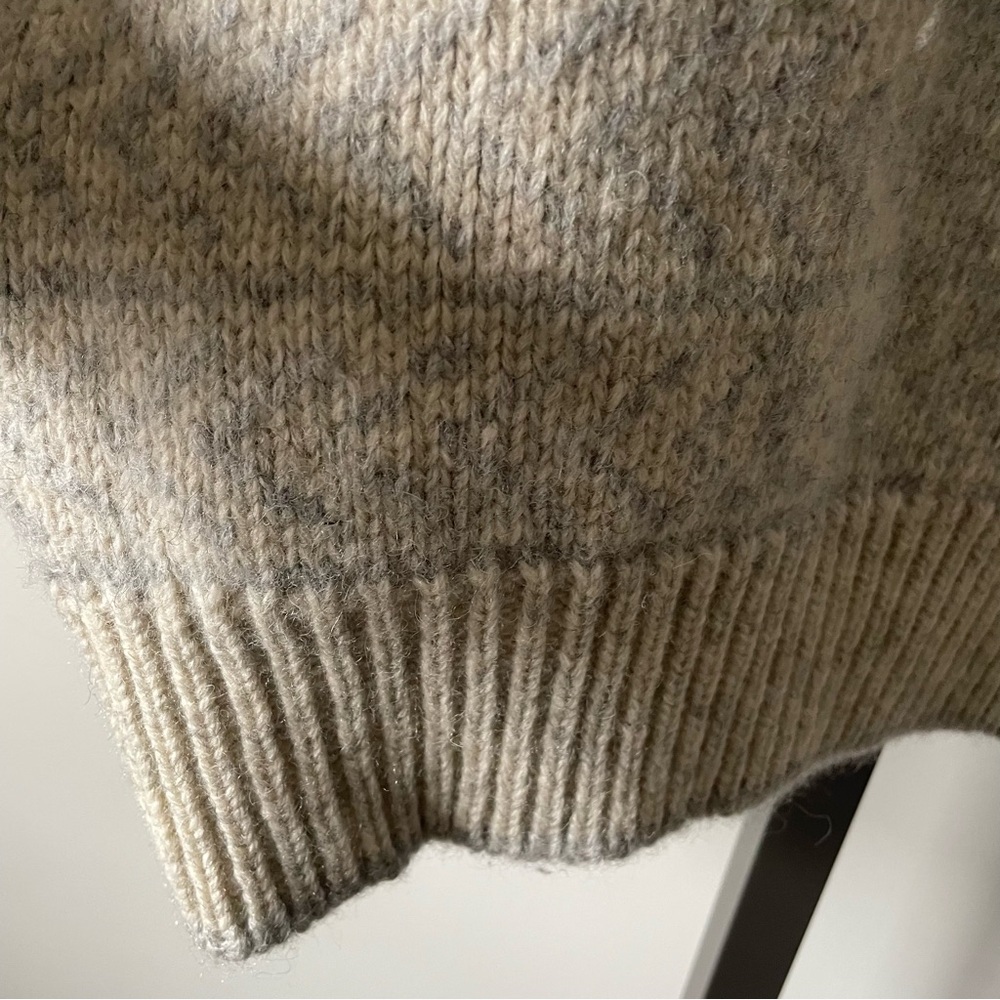 Vintage GAP 100% Wool Crewneck Knit Sweater Chunky Thick Nordic Geometric 90s - Picture 6 of 10